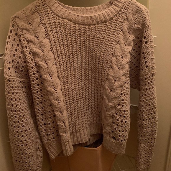 Hollister Knit soft tan Sweater. Worm once. - Picture 1 of 1
